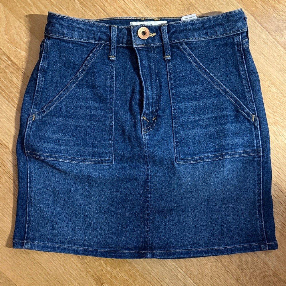 Vineyard Vines Dark Blue Mini Skirt